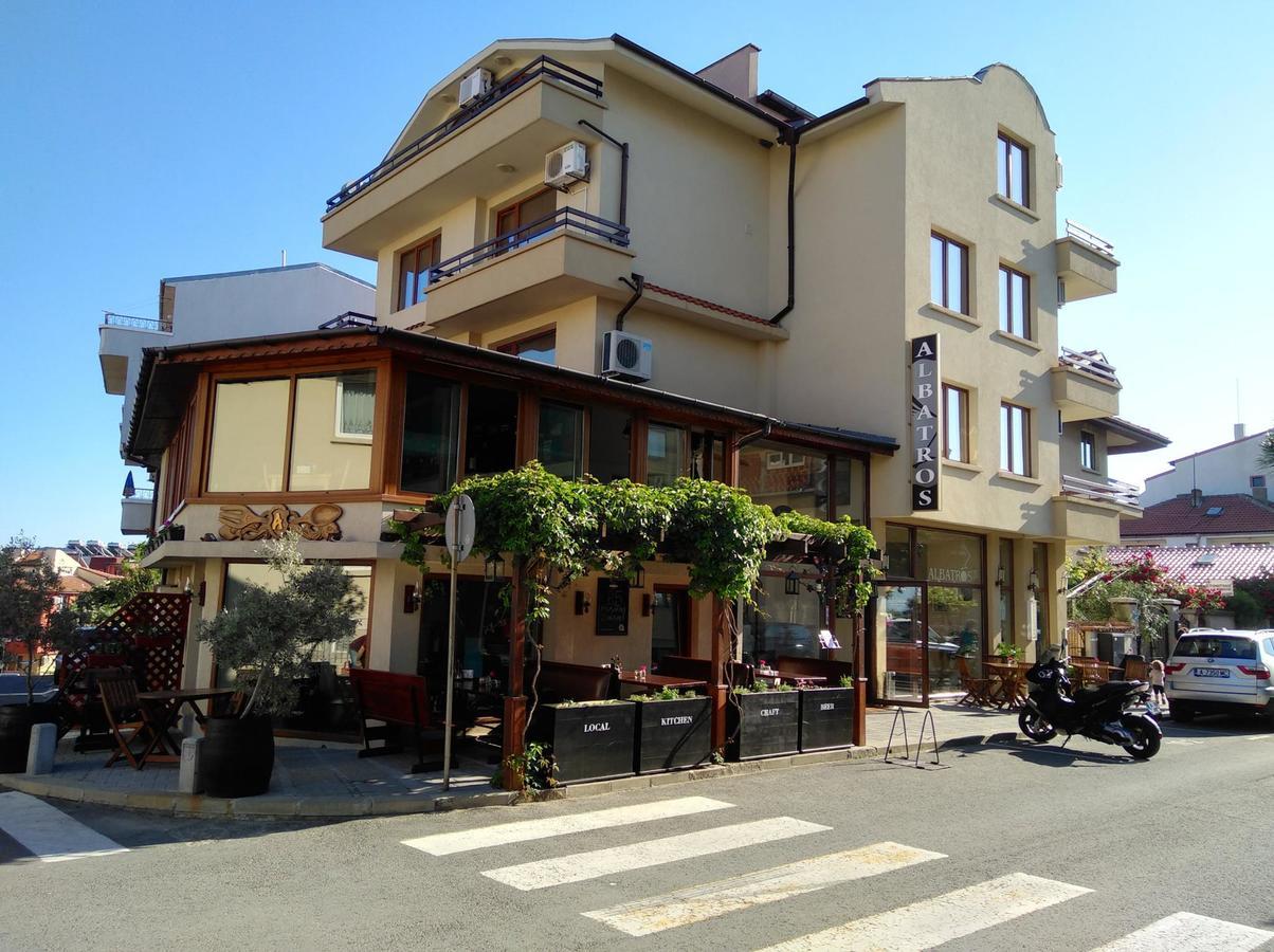 Hotel Albatros New Town Sozopol Bagian luar foto