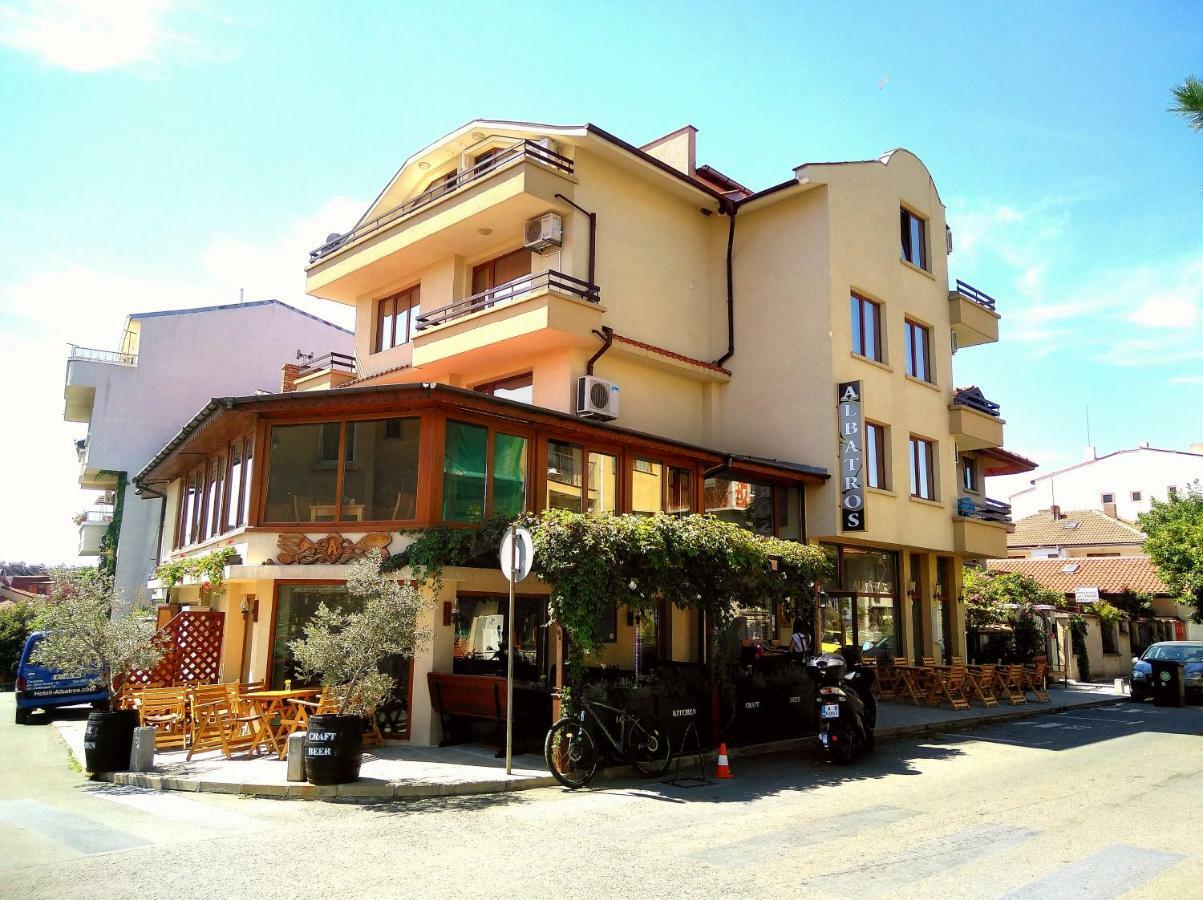 Hotel Albatros New Town Sozopol Bagian luar foto
